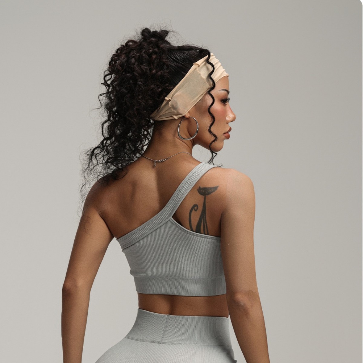 Dames sportbeha met één schoud - Seamless Ribbed Workout Tank Top recensie en prijs